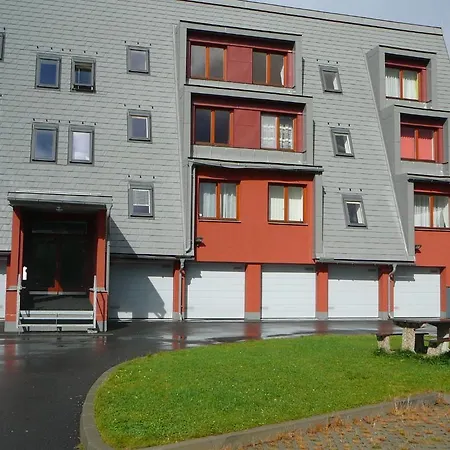 Racek Apartment *