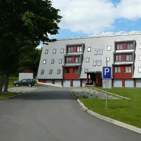 Racek * Ostruzna