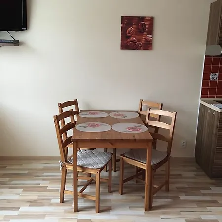 Racek Apartment Ostruzna